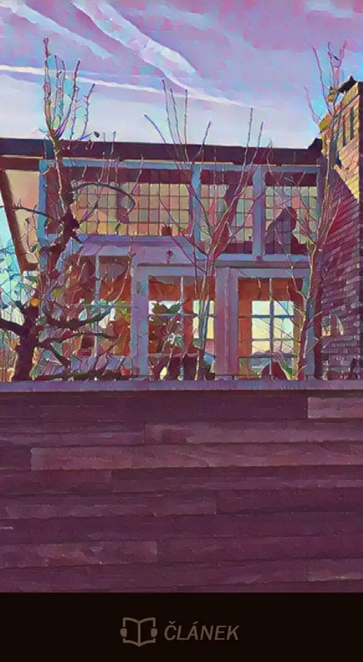 Holanďan si staví dům ze starých vyřazených věcí